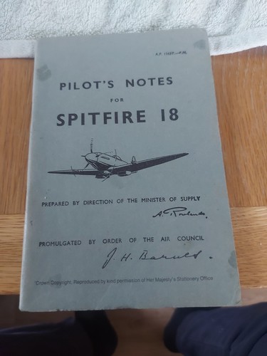 Spitfire pilots notes - ,