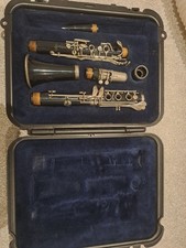 Selmer USA 1400 Clarinet with Hard Carry Case *requires repairs*