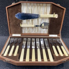 Vintage 15 Piece Fish Cutlery