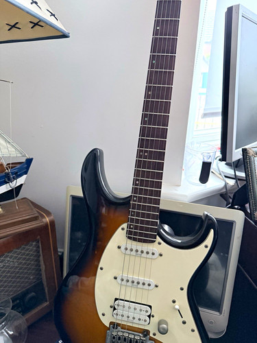 Cort g250 electric - cort, hss