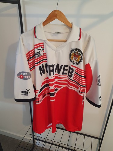 Mens vintage puma wigan - vintage,