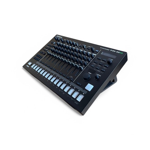 Roland rhythm performer - rhythm,