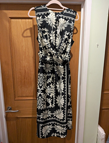 Black white floral satin - black,