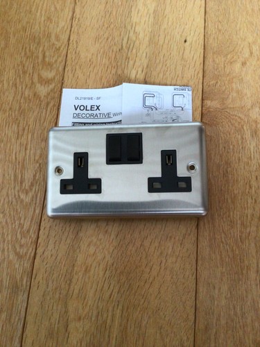 Volex gang 13a switched twin - 2,