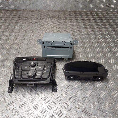 Vauxhall zafira mk3 radio - mk3,