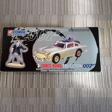 Corgi Classics 04201 James
