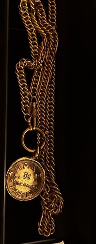 Chanel rue cambon necklace - chanel,