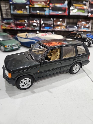 Autoart scale land rover - 1/18,