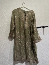 Three Piece Pakistani Suit