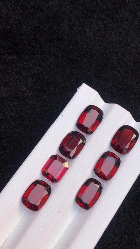 85ct natural rhodolite - 23.85ct,
