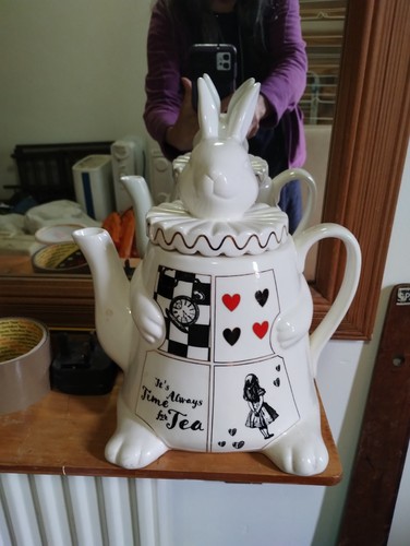 Alice wonderland white - alice,