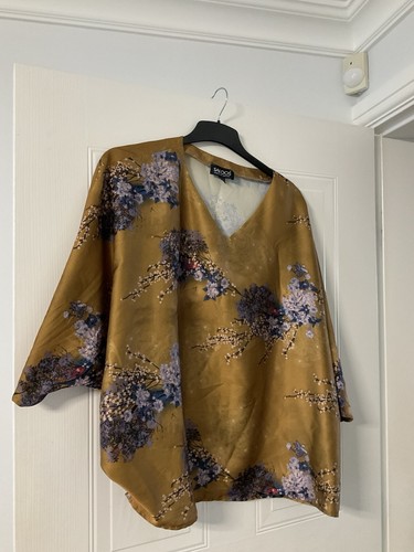 Batwing flowy top - flowy, women