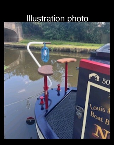 Narrowboat rear seat top - rear,