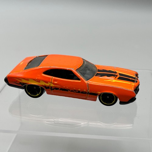 Hot wheels ford gran - hot,