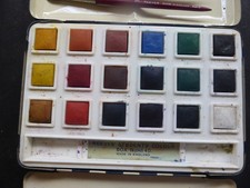 Reeves watercolour paint set