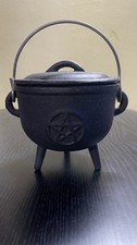 Cast Iron Cauldron - Pentagram 13 x 11 cm Black