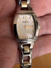 Ladies Fossil Watch With New