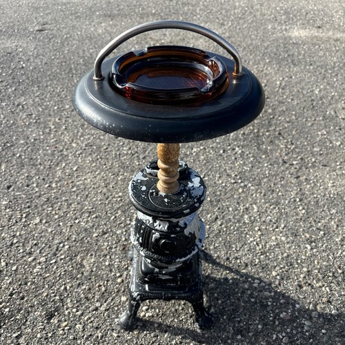Vtg pot belly stove ashtray - vtg,