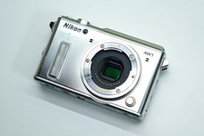 Nikon 1 AW1 Silver 14.2MP