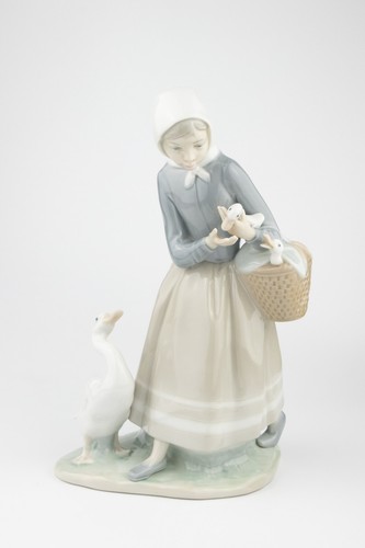 Lladro figurine shepherdess - lladro,