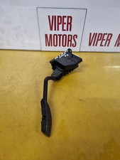 Vauxhall corsa accelerator - d,