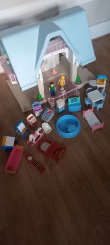 Little tikes dollshouse - little,
