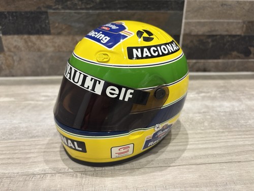 Ayrton senna scale helmet - 1/2,