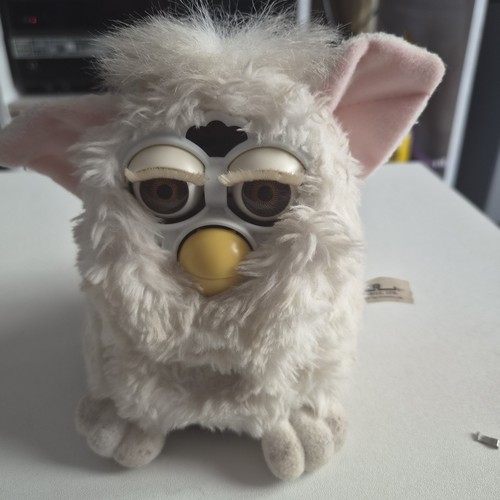 Furby 1998 snowball white