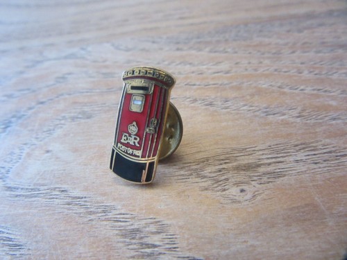 Post box elizabeth regina - box,