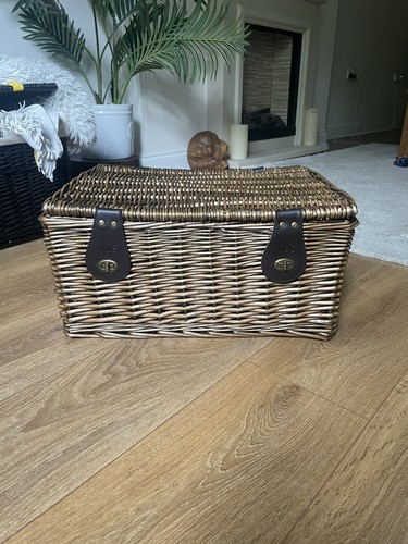 Large wicker storage - large,