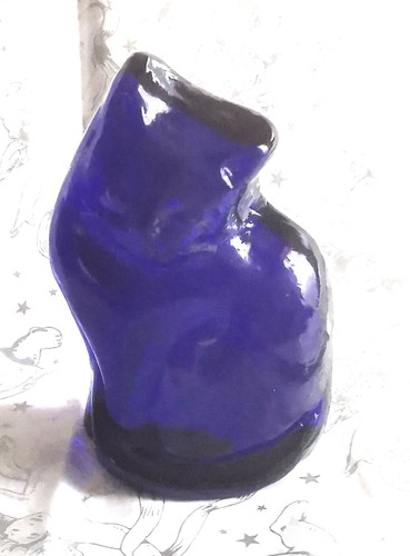 Blenko cobalt blue glass cat - cobalt,