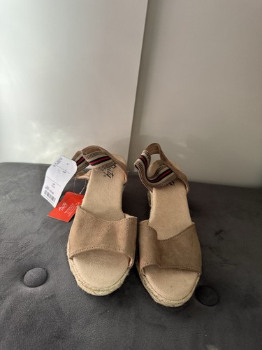 Women brand new size - size, 4
