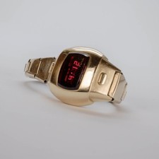 Vtg. 1970s Pulsar LED Time