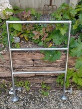 Vintage Bathroom Heated Towel Rail/Radiator. Floor Mounted. Chrome