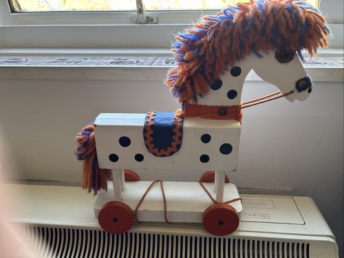 Childs vintage wood - childs, pull