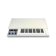 Mellotron M4000D - £2310 no