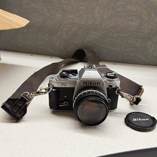 Nikon 35mm slr - slr, camera