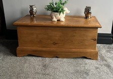 Vintage Antique Pine Chest Wooden Storage Trunk Blanket Box Coffee Table.