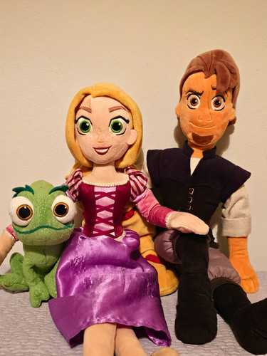 Disney store tangled - disney, rapunzel