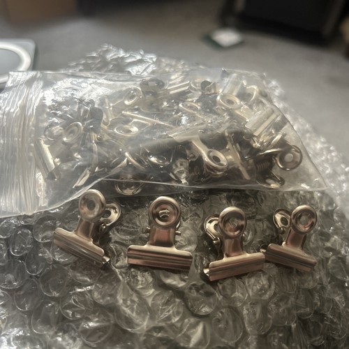 Mini metal bulldog - metal,