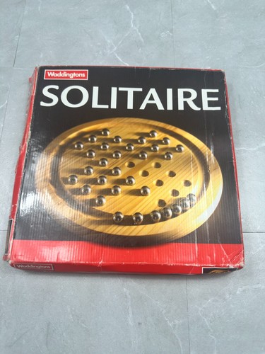 Waddingtons solitaire wooden - solitaire,