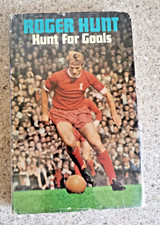 ROGER HUNT - HUNT FOR GOALS SIGNED RARE