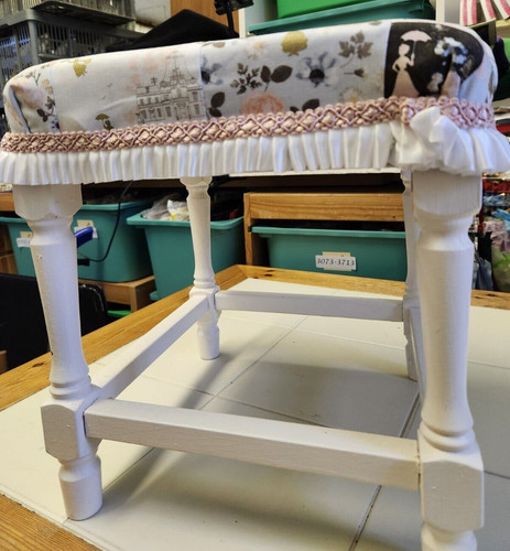 Sweet mary poppins footstool - mary,