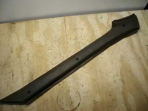 Porsche 924 944 pillar - 924,