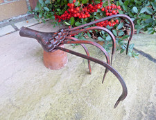 Vintage Cultivator head claw - hoe rake - Five Tines  - garden tool.  5 prongs.