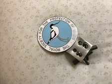 THE ROYAL SOCIETY FOR THE PROTECTION OF BIRDS ENAMEL MOTOR CAR BADGE with fixing