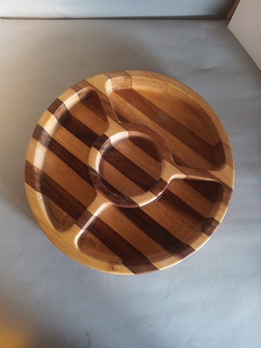 Round wooden serving snack - ,