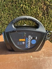 HALFORDS FULLY AUTOMATIC 12V