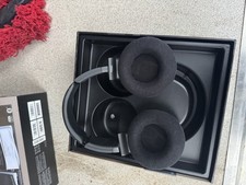 AKG K845BT Wireless Bluetooth Over-Ear Headphones in Black