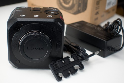 Panasonic bgh1 mirrorless - panasonic,